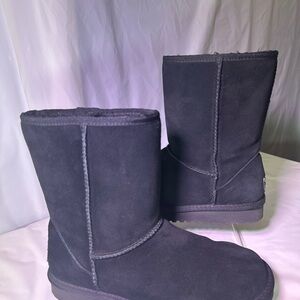 Koolaburra Black Suede Boots